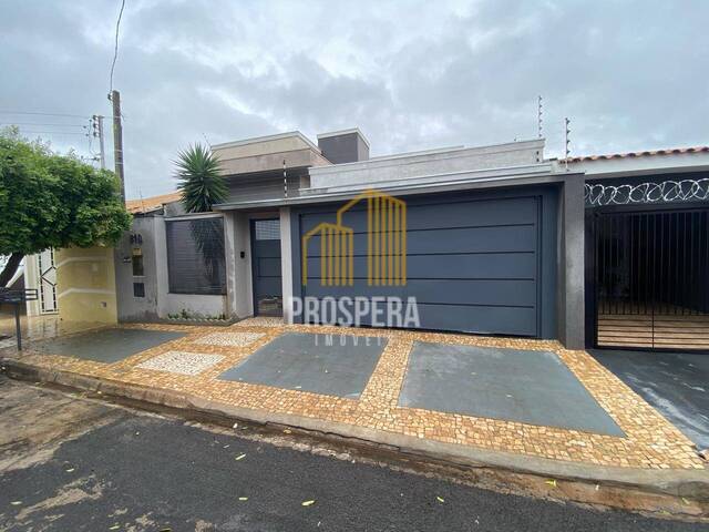 #85 - Casa para Venda em Catanduva - SP - 1